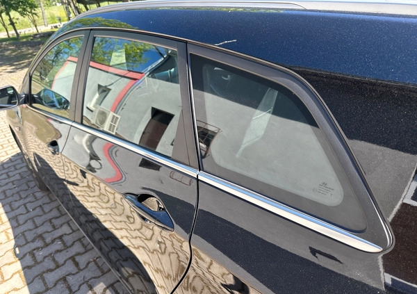 Hyundai I30 cena 39000 przebieg: 96000, rok produkcji 2015 z Sompolno małe 352
